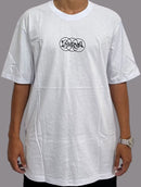 Camiseta chronic branca "Não nasci herdeiro mas a disposição é de família"